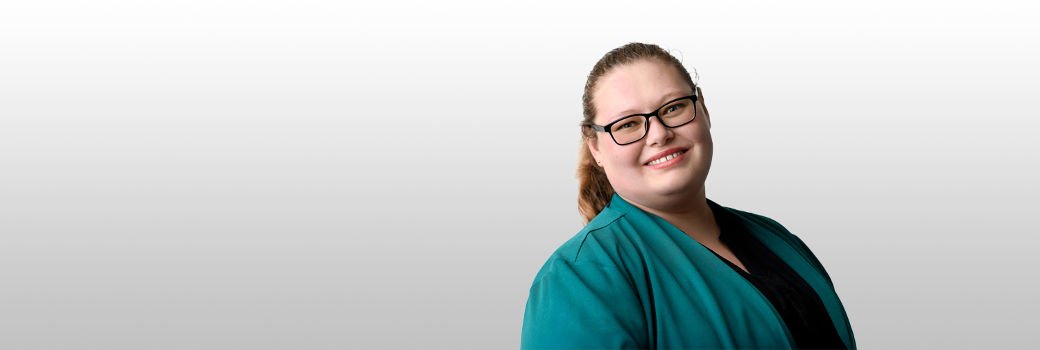 Kendra Holtzinger, Romanucci & Blandin Photo